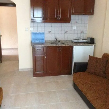 Imperial Apartment Icmeler